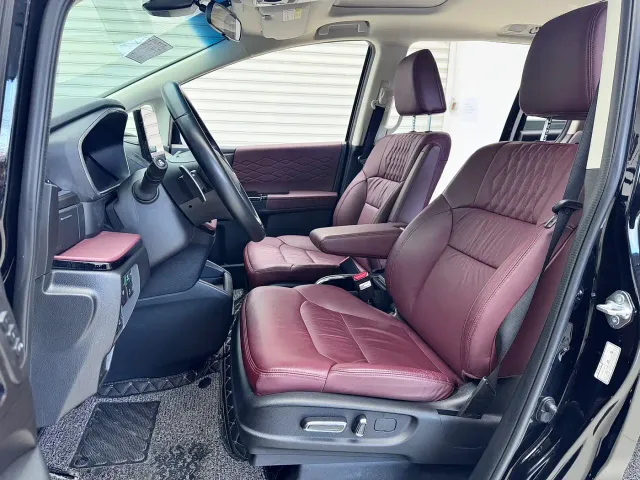 Honda Elysion — Фото автомобиля 7