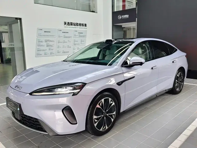 Фотография автомобиля — BYD Seal 07 EV
