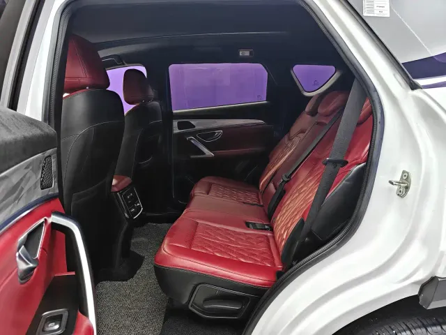 Jetour X70 Plus — Фото автомобиля 11
