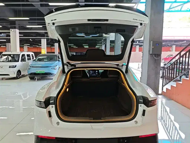 Dongfeng eπ 007 — Фото автомобиля 18