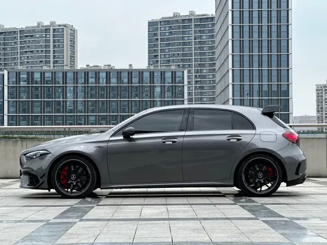 Mercedes-Benz Mercedes-Benz A-Class AMG (Import) 2024 Facelift AMG A 45 S 4MATIC+ — Фото автомобиля 4