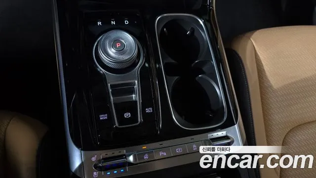 Kia Canival Carnival 4 поколение Дизель 9 мест Signature — Фото автомобиля 9