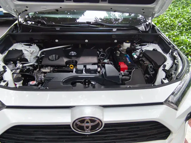 Toyota RAV4 — Фото автомобиля 17