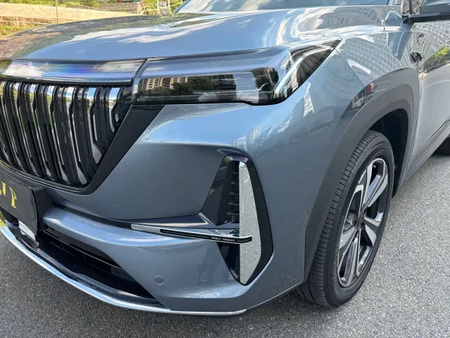 Geely Boyue L — Фото автомобиля 4
