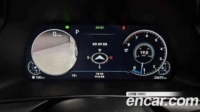 Hyundai Sonata — Фото автомобиля 8