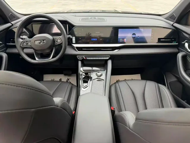 Geely Xingyue L — Фото автомобиля 4