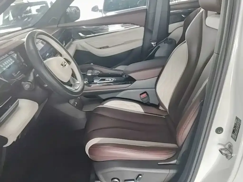 Geely Xingyue L 2021 2.0TD DCT EVO FWD Premium — Фото автомобиля 10