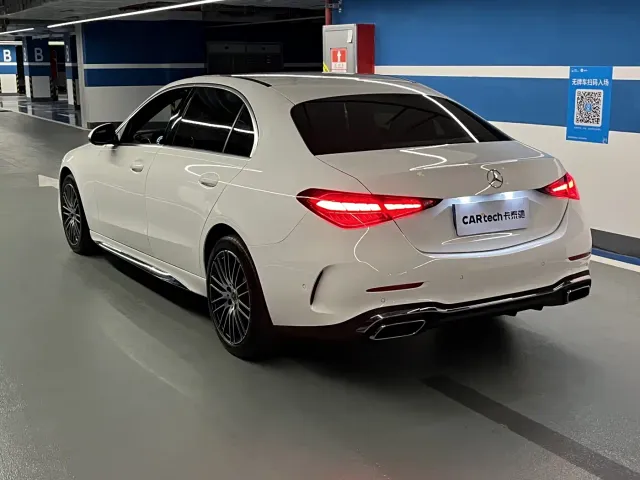 Mercedes-Benz C-Class — Фото автомобиля 11