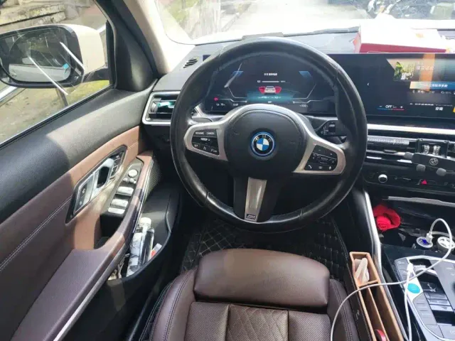 BMW i3 — Фото автомобиля 6