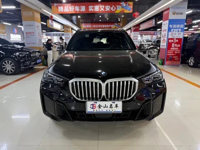 BMW X5 — Фото автомобиля 2