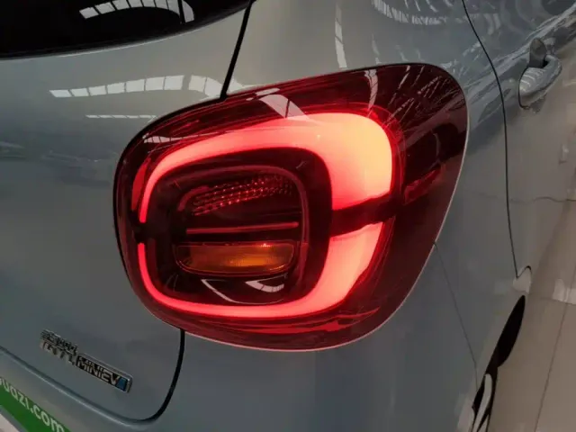 Wuling Hongguang Mini EV — Фото автомобиля 7