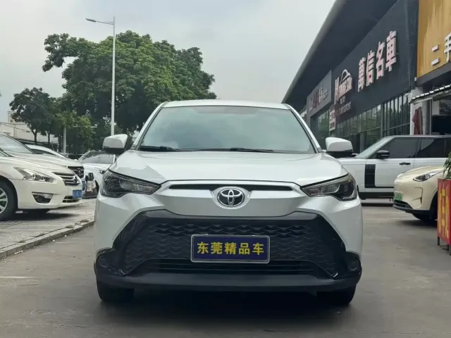 Toyota Frontlander — Фото автомобиля 2