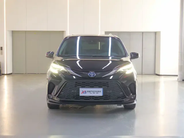 Toyota Granvia — Фото автомобиля 2