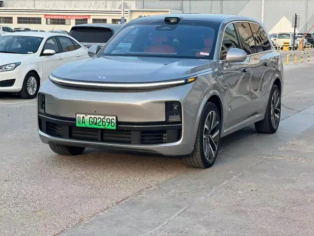 Фотография автомобиля — Li Auto L9