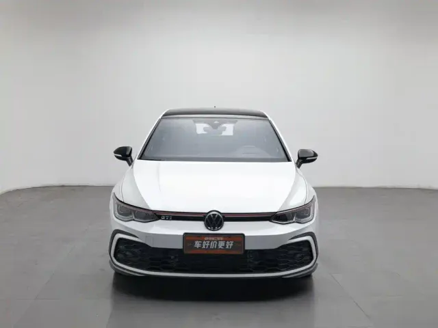 Volkswagen Golf GTI — Фото автомобиля 3