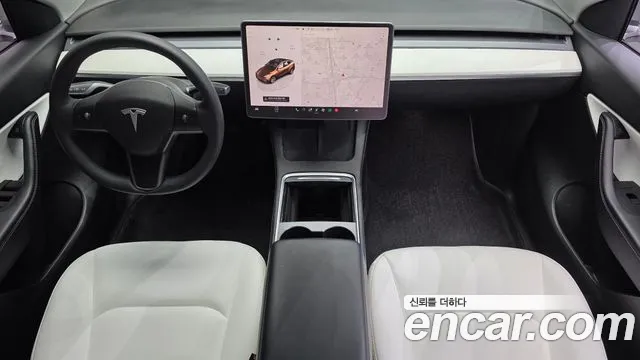Tesla Model Y — Фото автомобиля 7