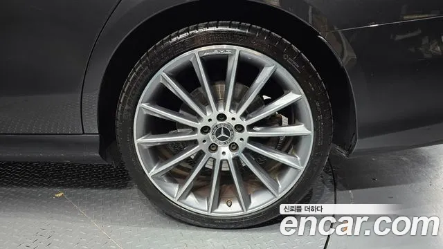 Mercedes-Benz E-Class W213 — Фото автомобиля 5