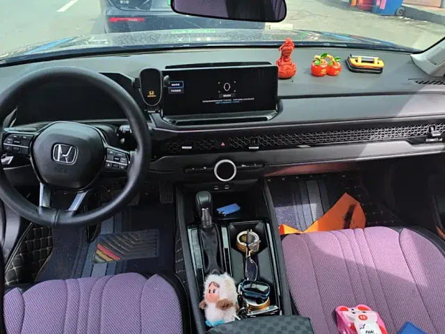 Honda Accord — Фото автомобиля 12