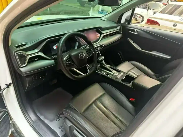 GAC Trumpchi GS4 — Фото автомобиля 14