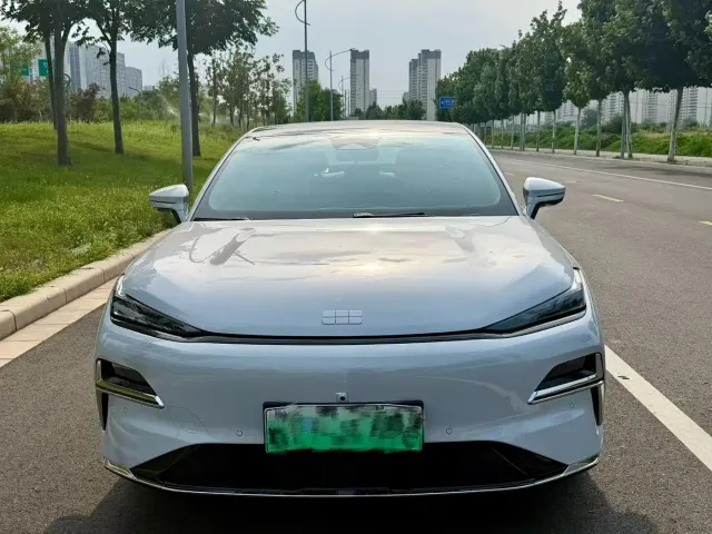 Geely Galaxy Xingyao 8 — Фото автомобиля 2