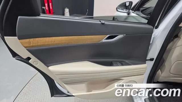 Genesis G80 RG3 — Фото автомобиля 14