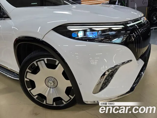 Mercedes-Benz EQS — Фото автомобиля 10