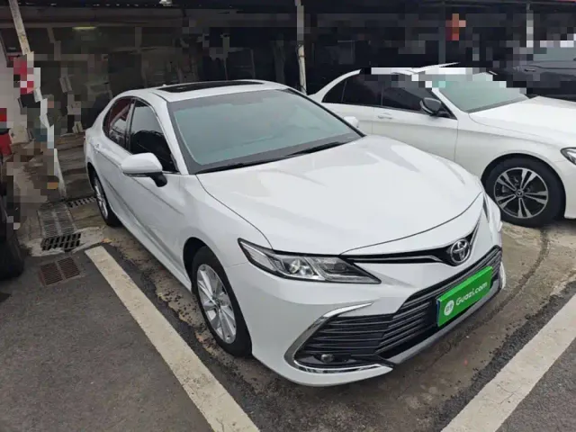 Toyota Camry — Фото автомобиля 3