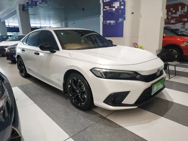Honda Civic — Фото автомобиля 3