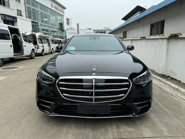 Mercedes-Benz S-Class — Фото автомобиля 2