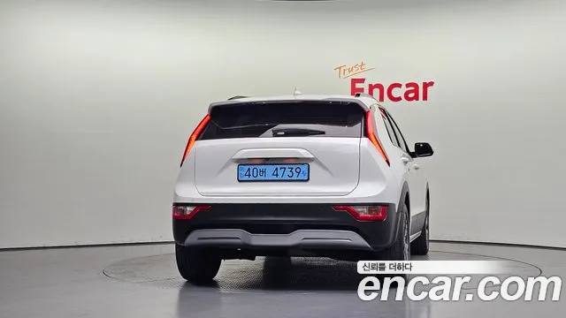 Kia Niro — Фото автомобиля 4