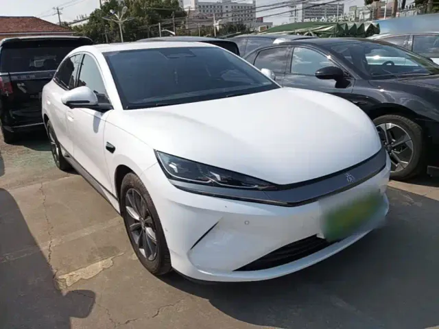 BYD Qin L — Фото автомобиля 3