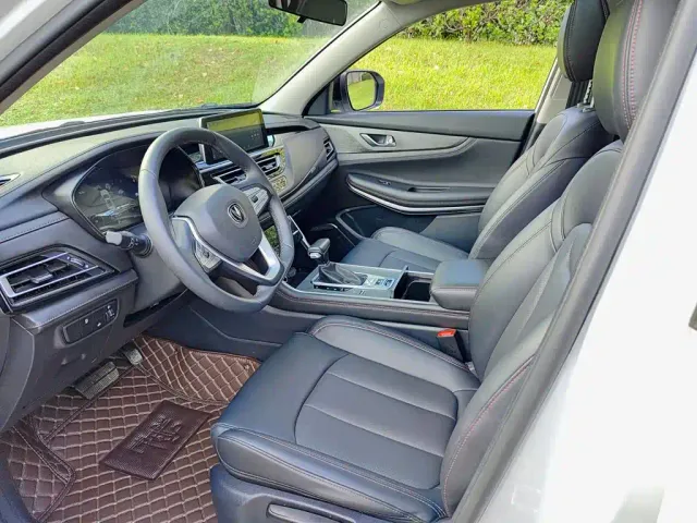 Changan CS75 — Фото автомобиля 7