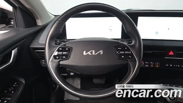Kia EV6 — Фото автомобиля 11