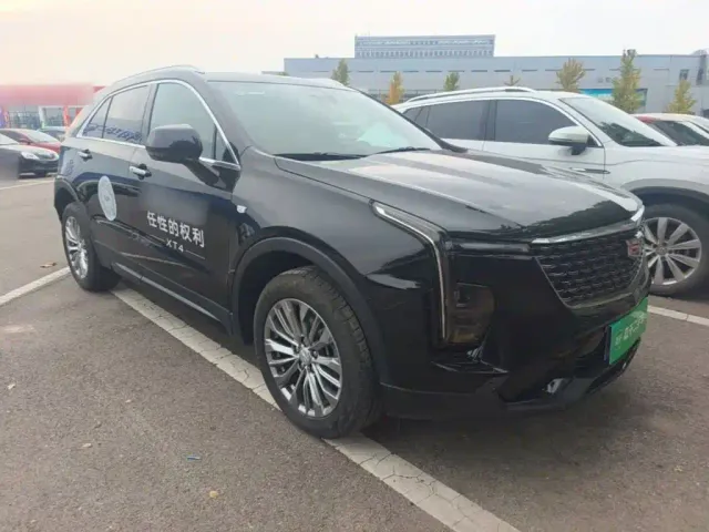 Cadillac XT4 — Фото автомобиля 3