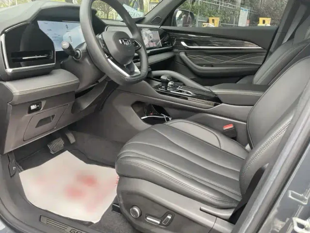 Geely Xingyue L — Фото автомобиля 12