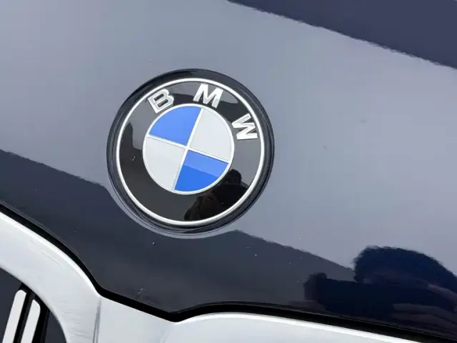 BMW 3 Series — Фото автомобиля 9