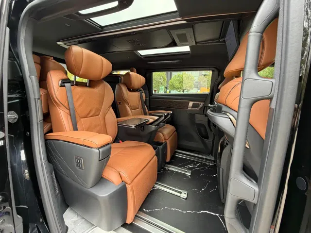 Toyota Alphard — Фото автомобиля 16