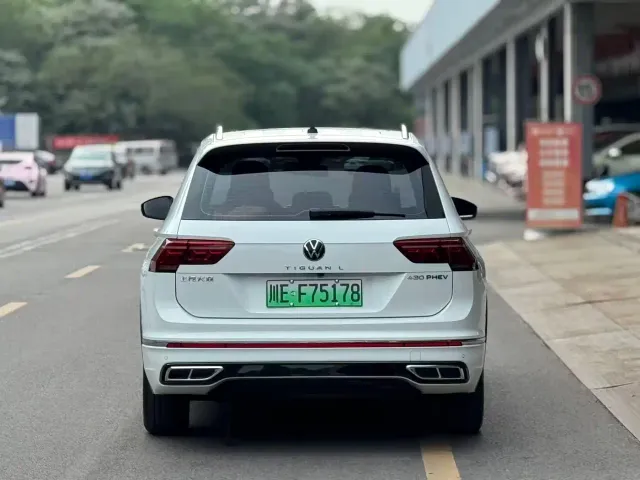 Volkswagen Tiguan L PHEV — Фото автомобиля 13