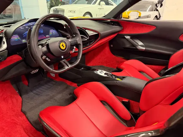 Ferrari SF90 — Фото автомобиля 4