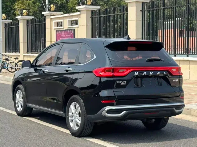 Haval M6 — Фото автомобиля 8