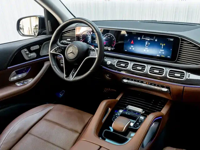Mercedes-Benz GLE-Class — Фото автомобиля 28