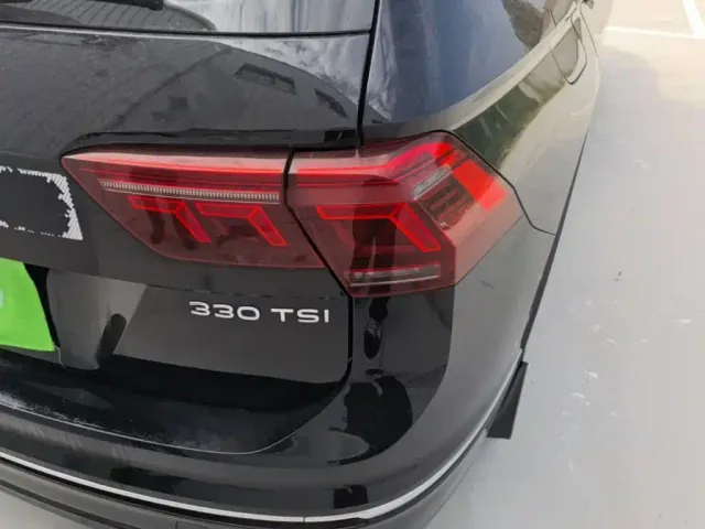 Volkswagen Tiguan L — Фото автомобиля 7