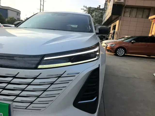 Changan CS75 Plus — Фото автомобиля 23
