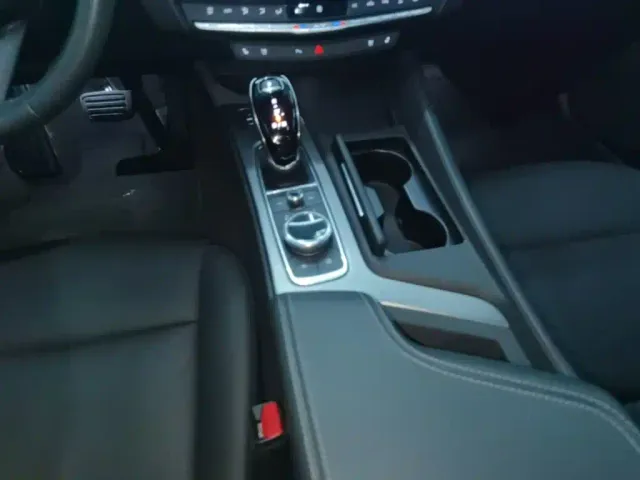 Cadillac CT5 — Фото автомобиля 13