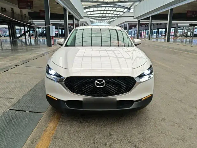 Mazda CX-30 — Фото автомобиля 2