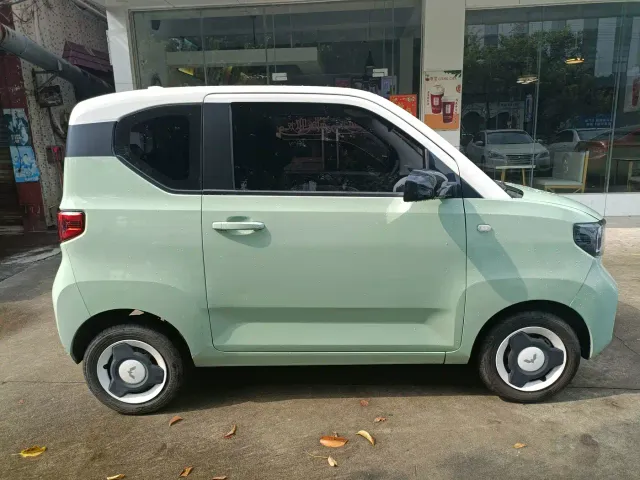 Wuling Hongguang Mini EV — Фото автомобиля 5