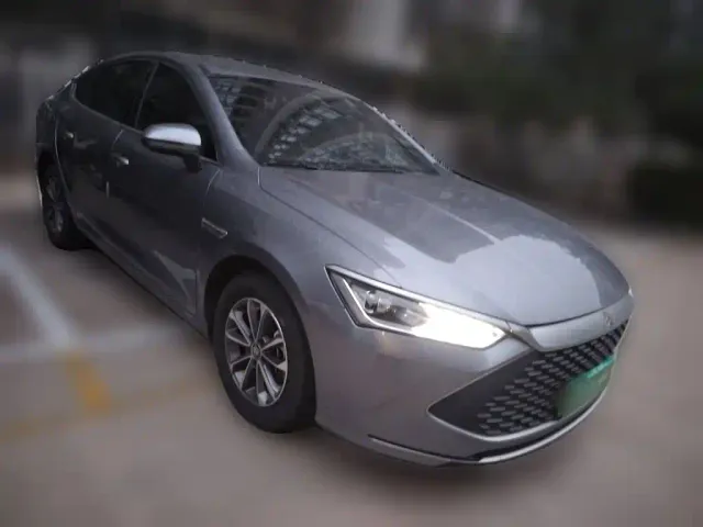BYD Qin PLUS — Фото автомобиля 24