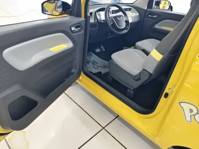Wuling Hongguang Mini EV — Фото автомобиля 15
