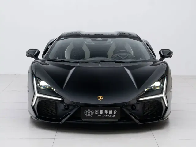 Lamborghini Revuelto — Фото автомобиля 22