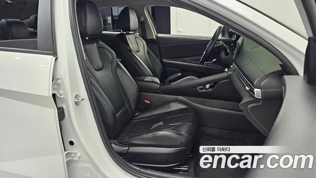 Hyundai AVANTE Avante (CN7) — Фото автомобиля 25